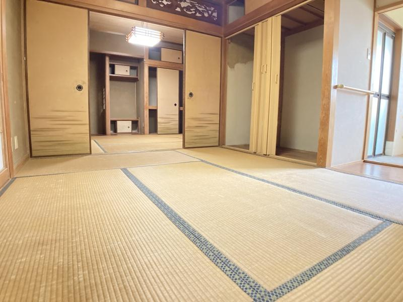 南星台３丁目　中古一戸建ての和室|和室６帖
■物件内覧・資金計画相談・住宅ローン相談、リフォーム相談、お問合せ受付中■
※当日・翌日のご内覧、ご相談はお電話でのお問合せがスムーズです！