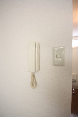 【セキュリティ】 | マキシム六本松西 | 別号室の写真になります。現況優先。