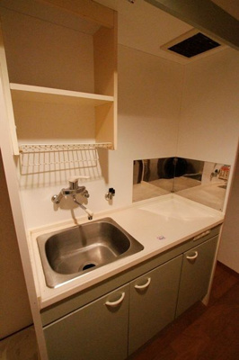 【キッチン】 | コーポひまわり | 別号室の写真になります。現況優先。