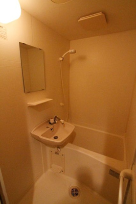 【浴室】 | コーポひまわり | 別号室の写真になります。現況優先。