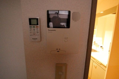 【セキュリティ】 | コーポひまわり | 別号室の写真になります。現況優先。