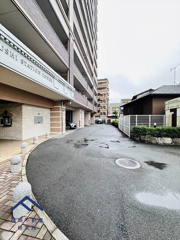 パルテノン筑紫ステーションタワーの駐車場