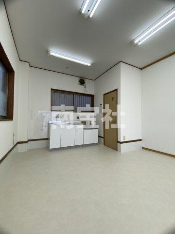 【居間・リビング】