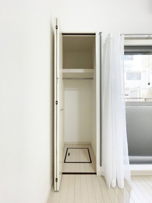 【収納】 | D-rise箱崎 | 別号室の写真になります。現況優先。