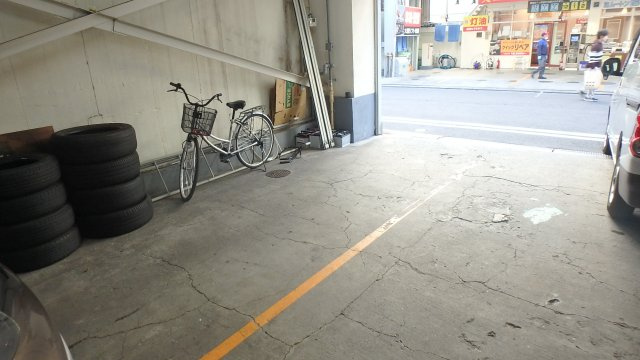 SKビル(千代田区神田神保町)の駐車場