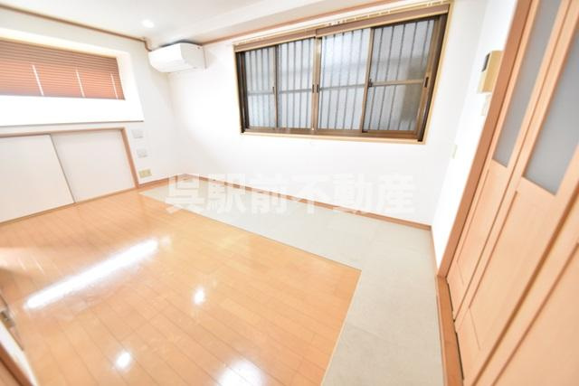 パルハイツ呉中央の洋室