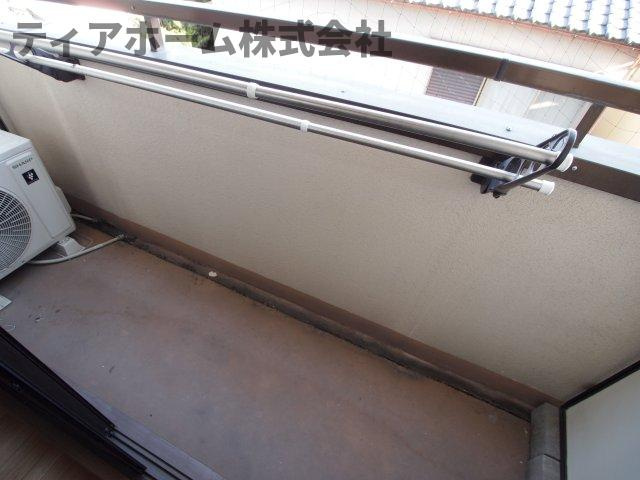 大和高田市日之出町の賃貸マンションのバルコニー|落ち着いた時間を過ごせるバルコニーです