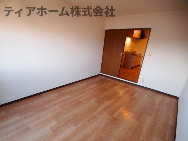 大和高田市日之出町の賃貸マンションの洋室|スタンダードな洋室です