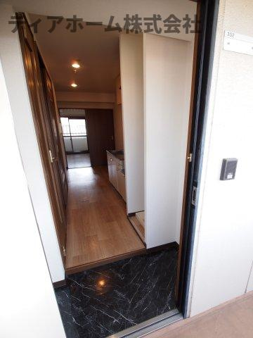 大和高田市日之出町の賃貸マンションの玄関|玄関です