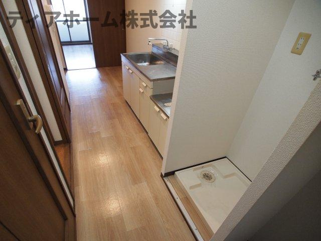 大和高田市日之出町の賃貸マンションの居間・リビング|使いやすい居間です