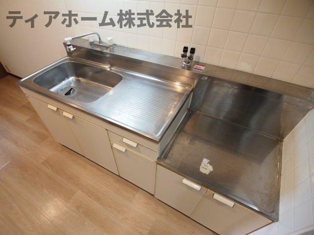 大和高田市日之出町の賃貸マンションのキッチン|キッチンでお料理をお楽しみください