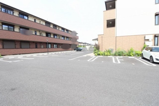 【駐車場】 | ゼピュロス学園の森　B