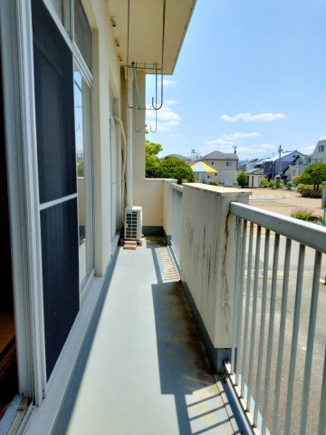 プレジール大宮のバルコニー