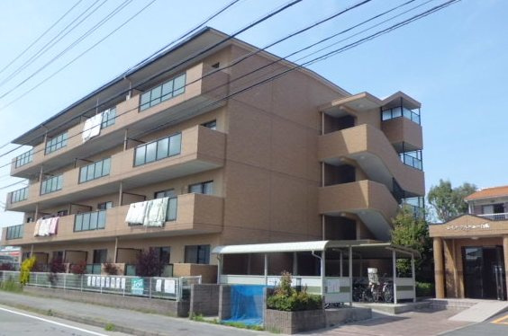 レイクアベニュー白鳥の外観