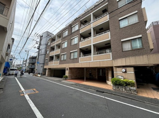 【外観】 | 中央線中野駅徒歩8分の好立地で有りながら静かな住宅街！！車の通行も少なくとても安全立地です♪