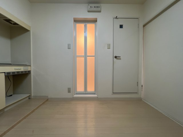 BWビル17の居間・リビング