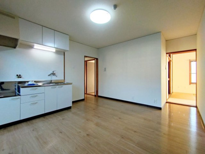 【居間・リビング】 | コーポシンワ