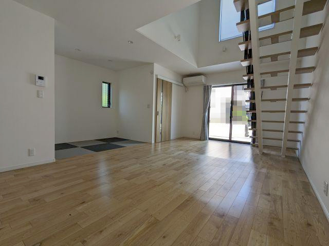 【居間・リビング】 | 高知市瀬戸西町１丁目