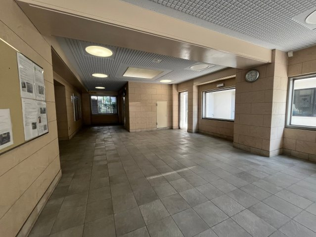 森之宮パークサイドサイドコーポのエントランス|ゆとりのあるエントランスです