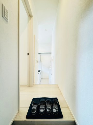 【玄関】 | エスパニア札幌Ⅴ | 毎日通る玄関はこちらです