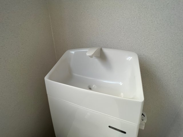 サンビレッヂ東辻井の洗面所