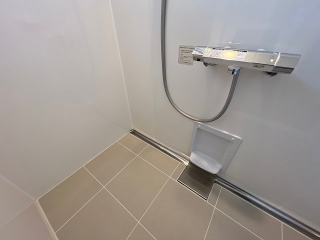 サンビレッヂ東辻井の浴室