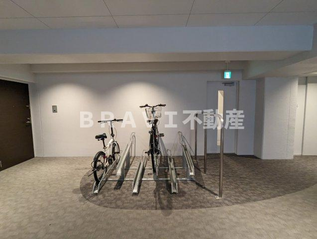 セレニテ堺筋本町プリエ　BRAVI不動産のその他共用部分|【セレニテ堺筋本町プリエ】駐輪場各階にございます。