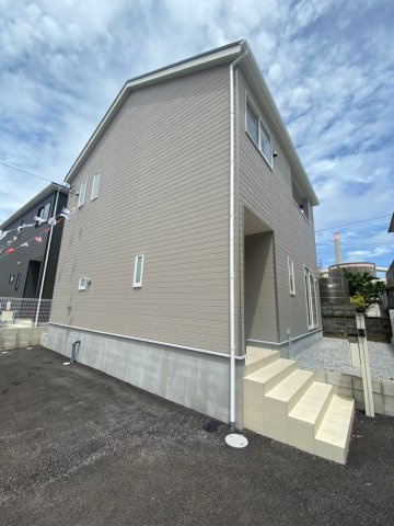 うるま市石川赤崎　第１の外観