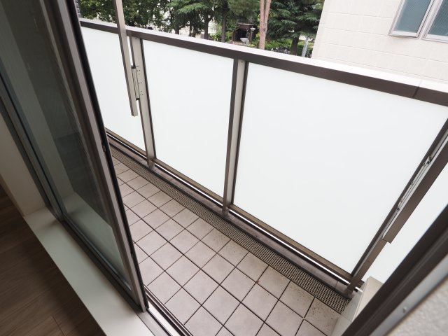 【バルコニー】 | Ligare | バルコニーは南向き！