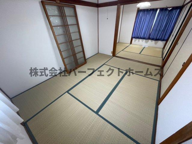 堀溝3丁目戸建　賃貸の和室|趣のある和室です