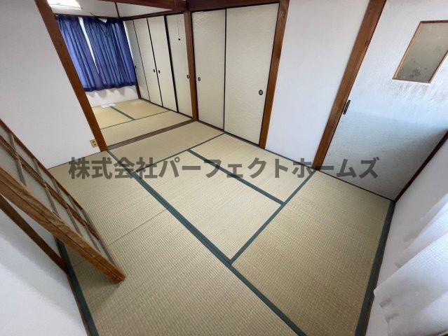堀溝3丁目戸建　賃貸の和室|フローリングだけでなく、和室もあります