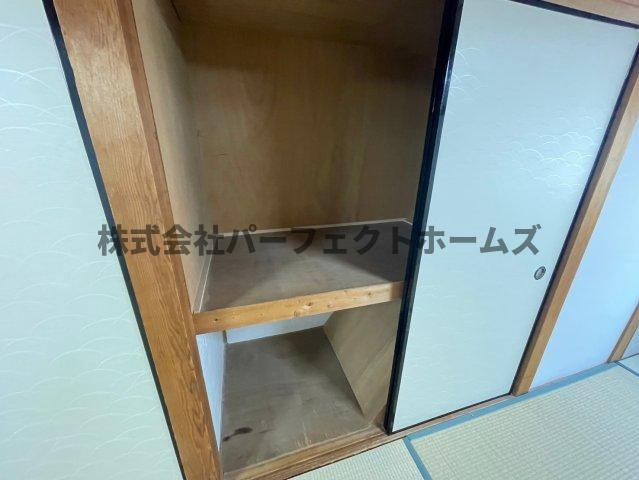 堀溝3丁目戸建　賃貸の収納|便利な収納スペースです