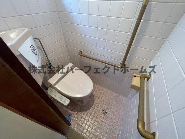堀溝3丁目戸建　賃貸のトイレ|コンパクトで使いやすいトイレです