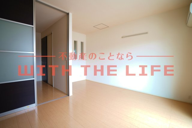 ライフエイト【キャッシュバック対象物件】の洋室|個人の部屋や寝室として使える洋室です