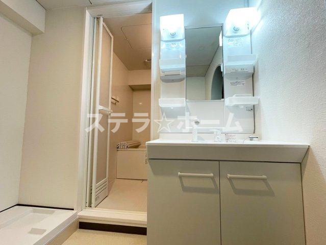 茨木グランドハイツの独立洗面台|独立洗面台、朝の身支度には欠かせません