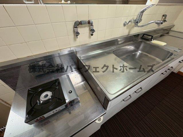 翠香園町戸建　賃貸のキッチン|きれいなキッチンです