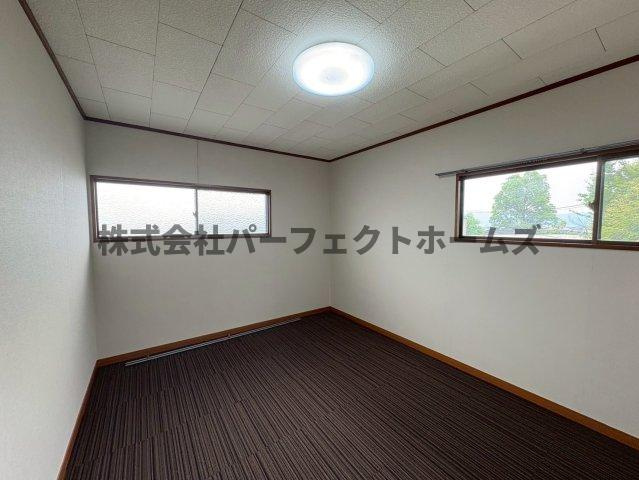 翠香園町戸建　賃貸の洋室|スタンダードな洋室です