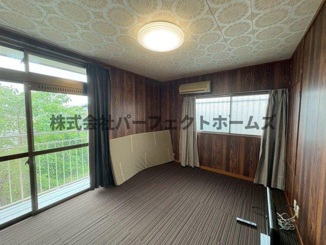 翠香園町戸建　賃貸の洋室|洋室です