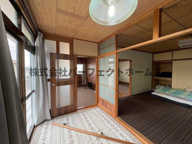 翠香園町戸建　賃貸の洋室|きれいな洋室です