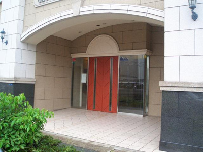 【エントランス】 | グローバル御幣島駅前
