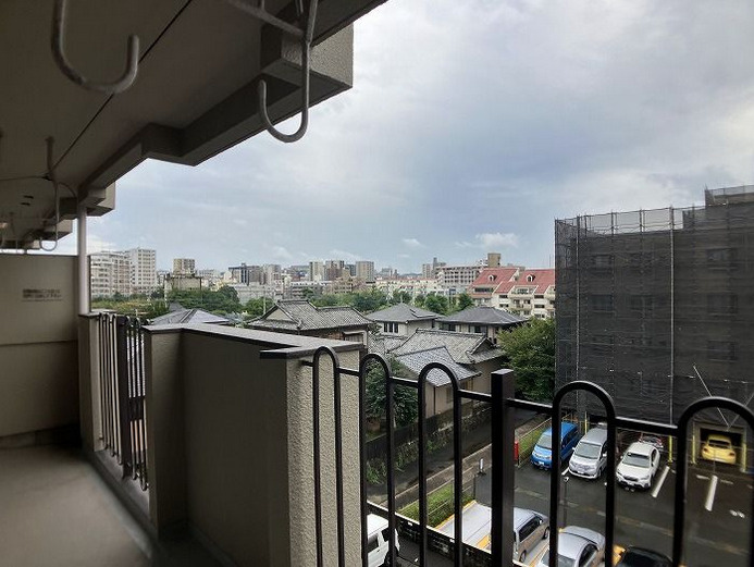 鳥飼リバーハイツのバルコニー|鳥飼リバーハイツ（2LDK）