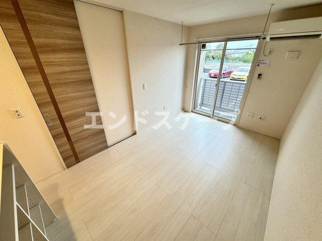 グラッツェの居間・リビング|高崎、前橋エリアのお部屋探しはエンドスケープまで！お客様の理想お聞かせ下さい♪