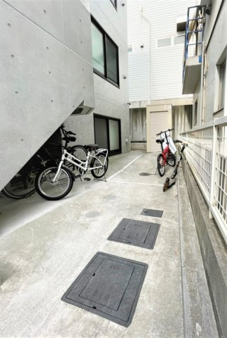 「防音マンション」トロイメライ板橋大山ラシクラスの駐車場|駐輪場