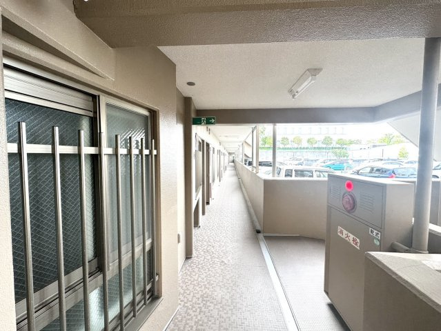 中山パークホームズ丘の街のその他共用部分|住戸階廊下