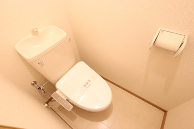 温水洗浄便座です♪