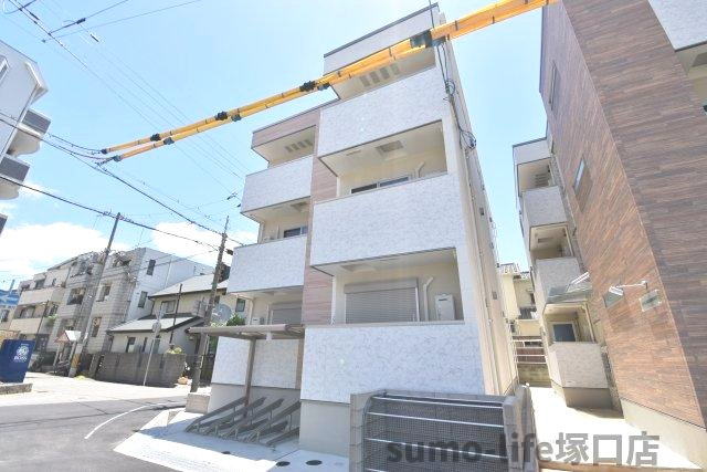 フジパレス尼崎東園田EASTの外観