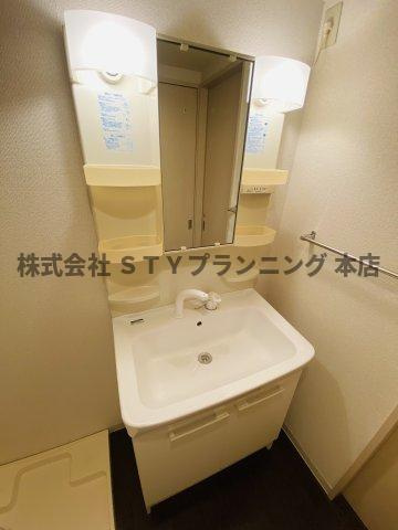 仲介手数料0円！サンエスケーイワタ丸の内の洗面所