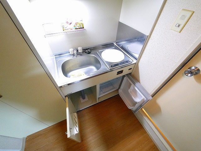 メゾンアンテルナ奈良のキッチン|きれいなキッチンです