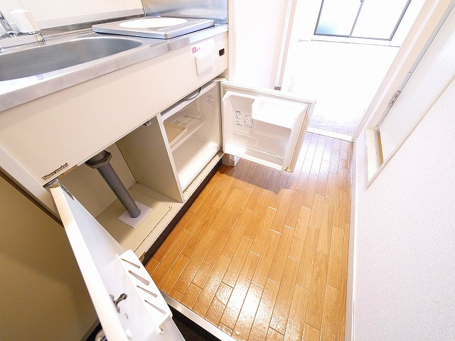 メゾンアンテルナ奈良のキッチン|使いやすいキッチンです