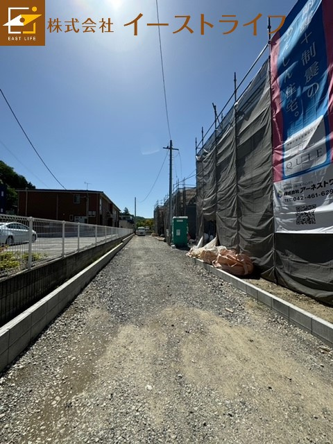 【子育て支援対象】小名浜島第1の前面道路含む現地写真|2024年5月撮影。現況写真です。